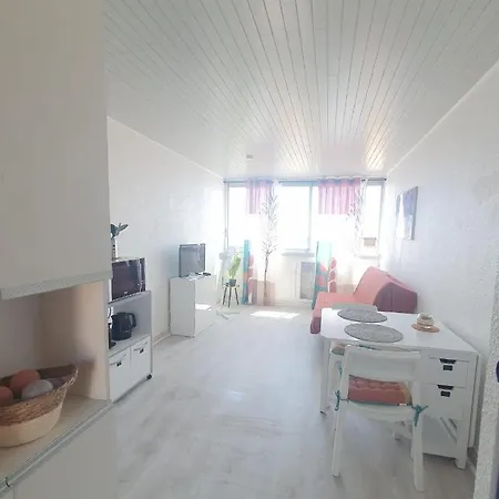 Coquet Au Centre Port Du Cap D'agde Apartmán *